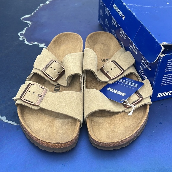 COPY - Birkenstocks - Picture 4 of 5